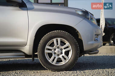 Внедорожник / Кроссовер Toyota Land Cruiser Prado 2012 в Черновцах