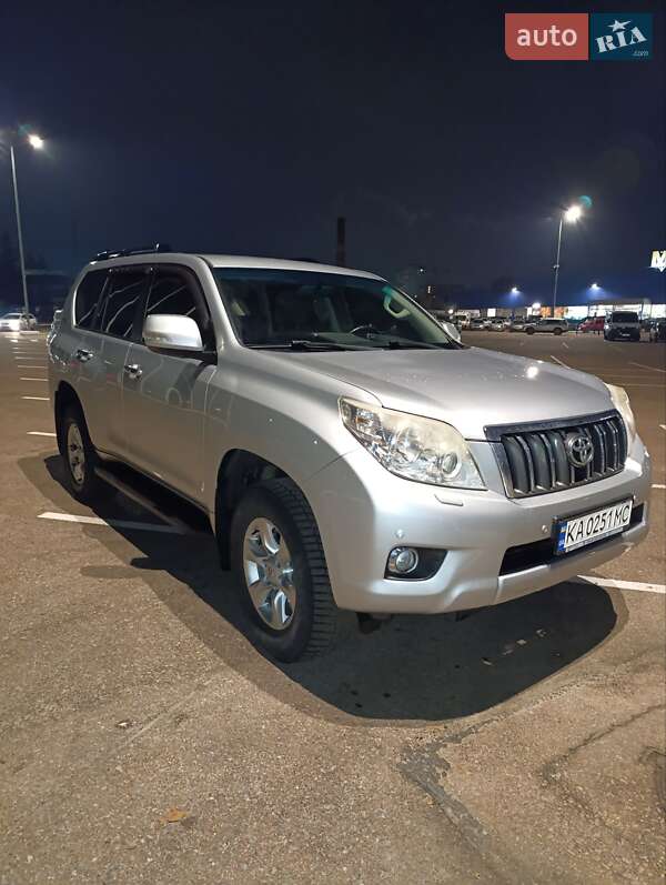 Внедорожник / Кроссовер Toyota Land Cruiser Prado 2012 в Житомире
