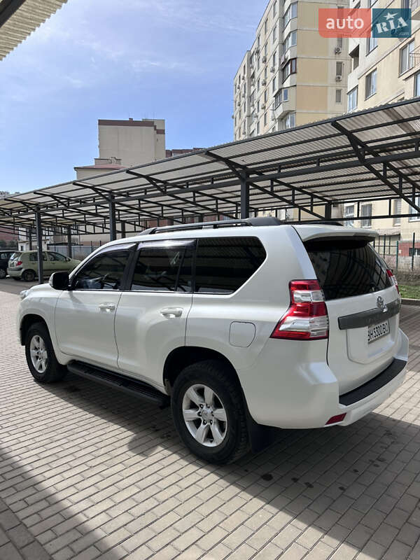 Toyota Land Cruiser Prado 2014