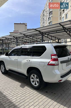 Внедорожник / Кроссовер Toyota Land Cruiser Prado 2014 в 
