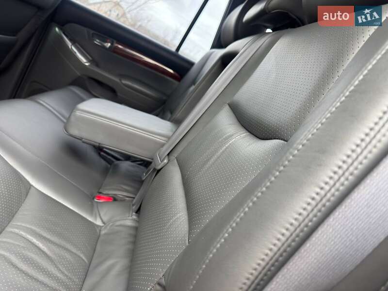 Позашляховик / Кросовер Toyota Land Cruiser Prado 2007 в Охтирці