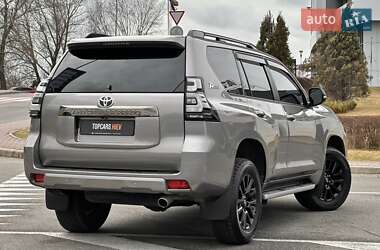 Позашляховик / Кросовер Toyota Land Cruiser Prado 2021 в Києві