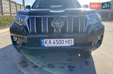 Внедорожник / Кроссовер Toyota Land Cruiser Prado 2022 в 