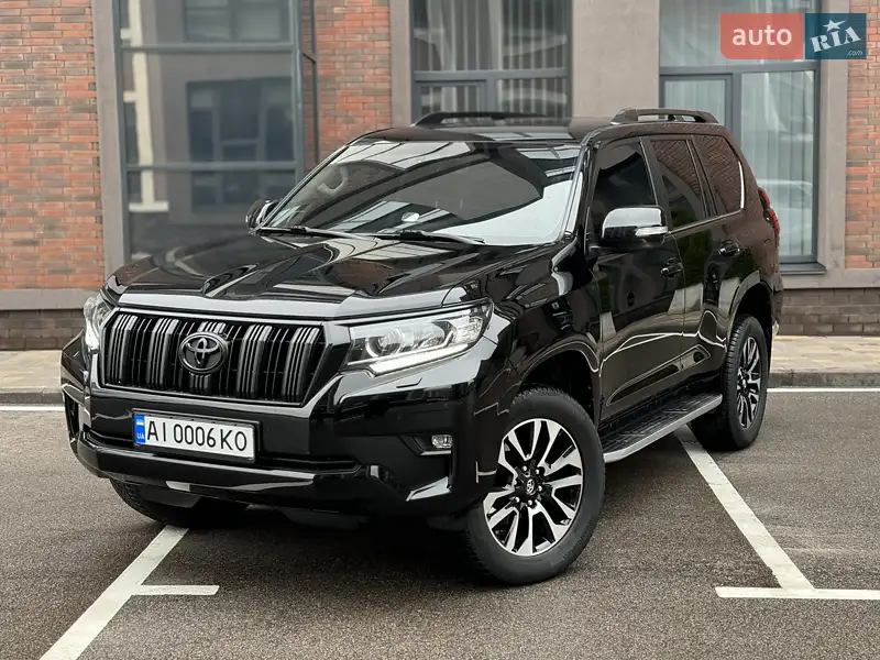 Внедорожник / Кроссовер Toyota Land Cruiser Prado 2020 в 