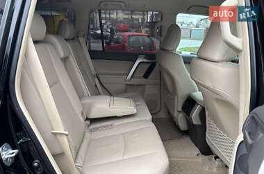 Позашляховик / Кросовер Toyota Land Cruiser Prado 2021 в 