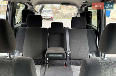 Внедорожник / Кроссовер Toyota Land Cruiser Prado 2005 в 