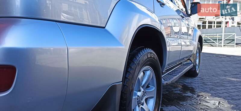 Внедорожник / Кроссовер Toyota Land Cruiser Prado 2005 в Черновцах