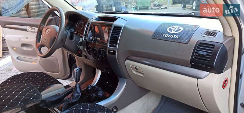 Внедорожник / Кроссовер Toyota Land Cruiser Prado 2005 в Черновцах