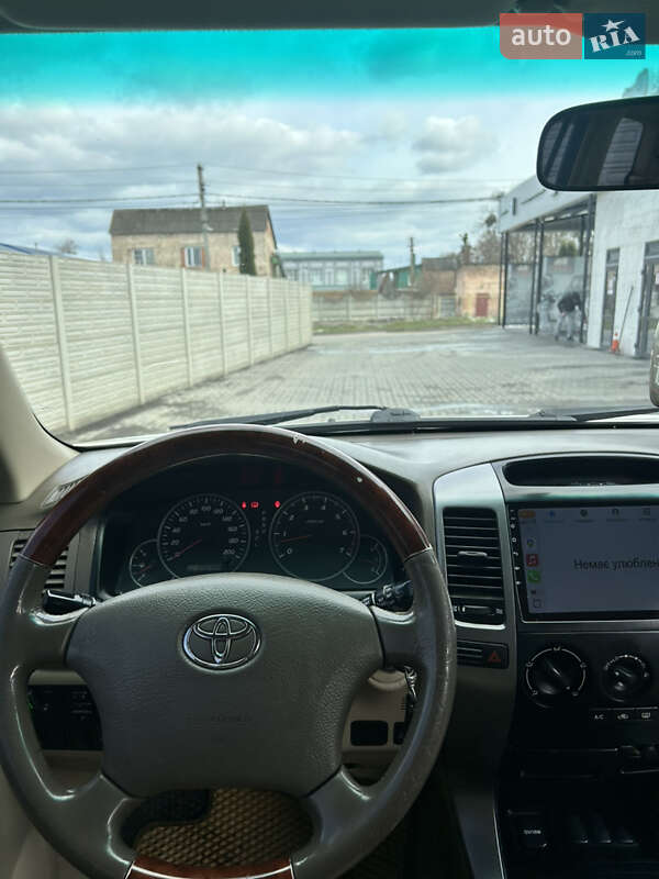 Внедорожник / Кроссовер Toyota Land Cruiser Prado 2006 в Ровно