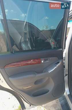 Внедорожник / Кроссовер Toyota Land Cruiser Prado 2005 в 