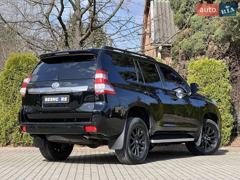 Позашляховик / Кросовер Toyota Land Cruiser Prado 2016 в Львові