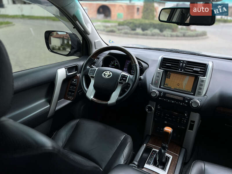 Внедорожник / Кроссовер Toyota Land Cruiser Prado 2010 в Одессе