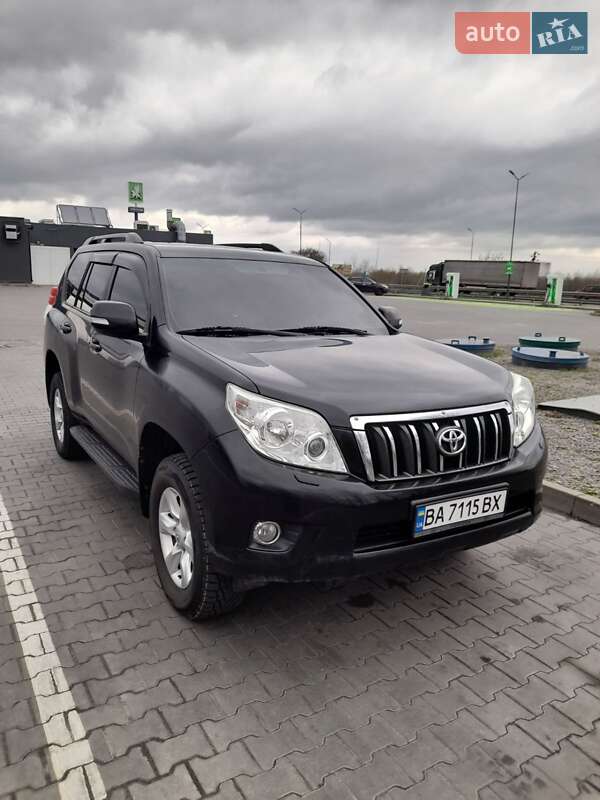 Toyota Land Cruiser Prado 2010