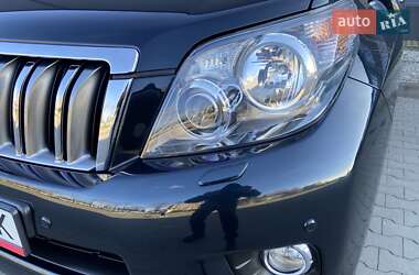 Внедорожник / Кроссовер Toyota Land Cruiser Prado 2012 в 