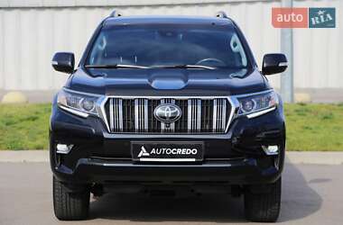 Внедорожник / Кроссовер Toyota Land Cruiser Prado 2023 в 