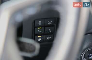 Внедорожник / Кроссовер Toyota Land Cruiser Prado 2023 в 