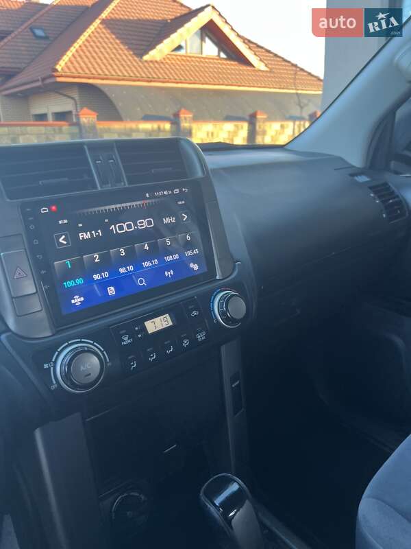 Внедорожник / Кроссовер Toyota Land Cruiser Prado 2013 в Луцке фото 6 Внедорожник / Кроссовер Toyota Land Cruiser Prado 2013 в Луцке