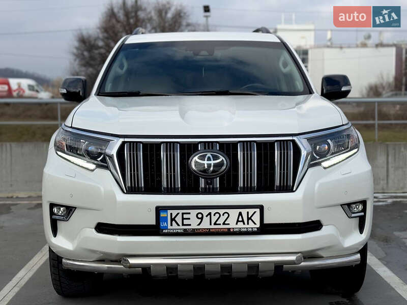 Позашляховик / Кросовер Toyota Land Cruiser Prado 2020 в Києві