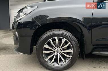 Внедорожник / Кроссовер Toyota Land Cruiser Prado 2021 в 