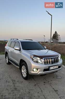 Внедорожник / Кроссовер Toyota Land Cruiser Prado 2010 в 