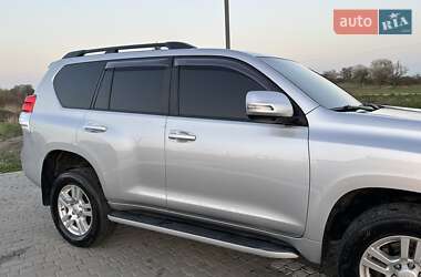 Внедорожник / Кроссовер Toyota Land Cruiser Prado 2010 в 