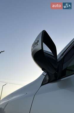 Внедорожник / Кроссовер Toyota Land Cruiser Prado 2010 в 