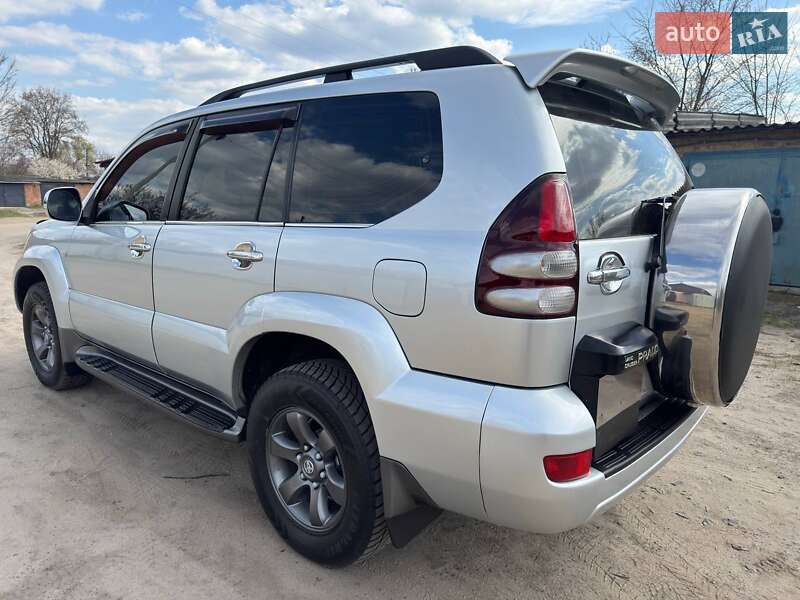 Внедорожник / Кроссовер Toyota Land Cruiser Prado 2007 в Ахтырке