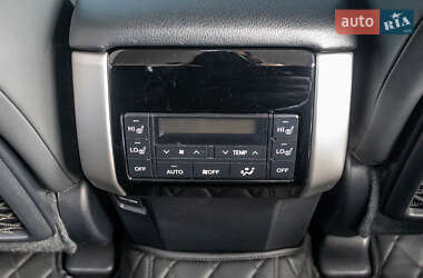 Внедорожник / Кроссовер Toyota Land Cruiser Prado 2022 в 