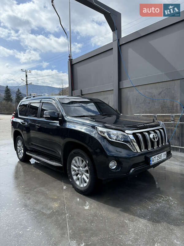 Внедорожник / Кроссовер Toyota Land Cruiser Prado 2013 в Ивано-Франковске