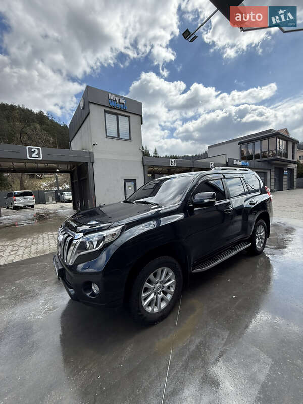 Внедорожник / Кроссовер Toyota Land Cruiser Prado 2013 в Ивано-Франковске