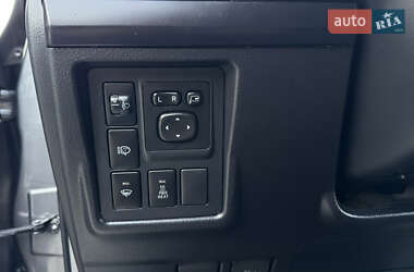 Внедорожник / Кроссовер Toyota Land Cruiser Prado 2014 в 