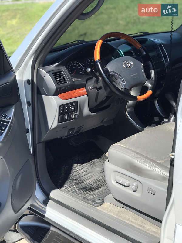 Позашляховик / Кросовер Toyota Land Cruiser Prado 2008 в Одесі