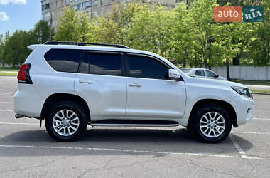 Внедорожник / Кроссовер Toyota Land Cruiser Prado 2014 в 