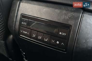 Внедорожник / Кроссовер Toyota Land Cruiser Prado 2018 в 