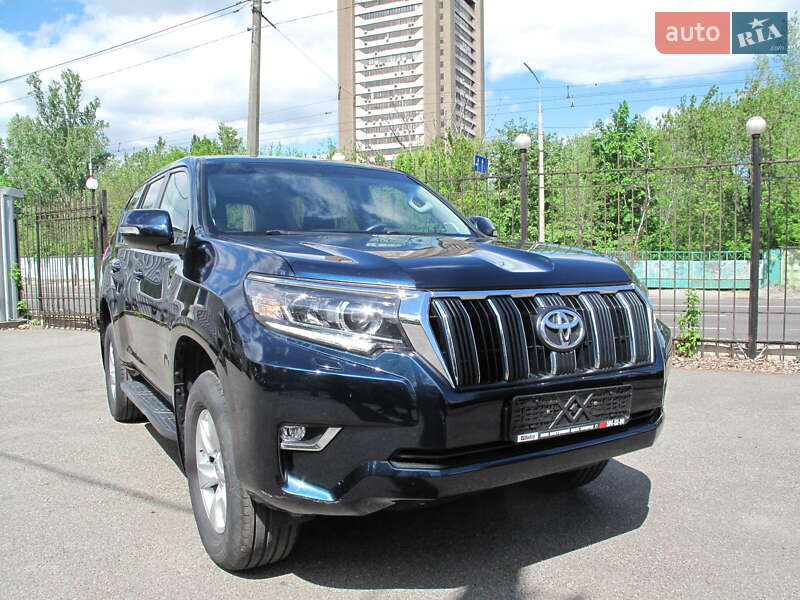 Toyota Land Cruiser Prado 2018