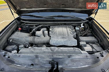 Внедорожник / Кроссовер Toyota Land Cruiser Prado 2021 в 