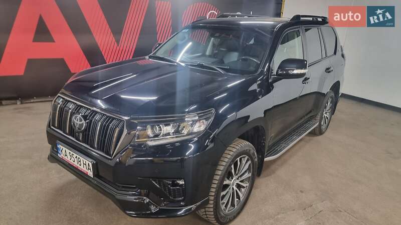 Позашляховик / Кросовер Toyota Land Cruiser Prado 2021 в 