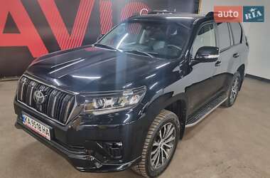 Позашляховик / Кросовер Toyota Land Cruiser Prado 2021 в 