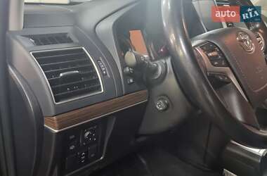Позашляховик / Кросовер Toyota Land Cruiser Prado 2021 в 