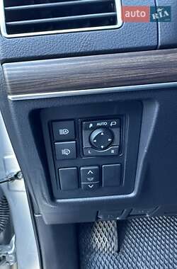 Внедорожник / Кроссовер Toyota Land Cruiser Prado 2020 в 