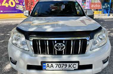 Позашляховик / Кросовер Toyota Land Cruiser Prado 2011 в 