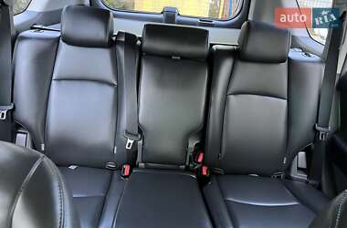 Позашляховик / Кросовер Toyota Land Cruiser Prado 2011 в 