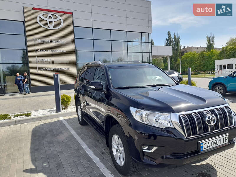Внедорожник / Кроссовер Toyota Land Cruiser Prado 2022 в Черкассах