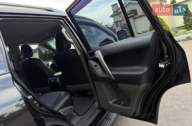 Внедорожник / Кроссовер Toyota Land Cruiser Prado 2011 в 