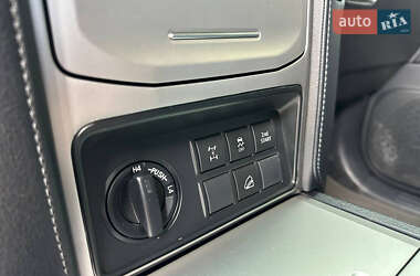 Позашляховик / Кросовер Toyota Land Cruiser Prado 2020 в 