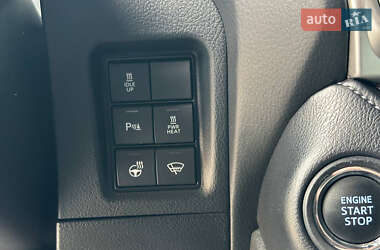 Позашляховик / Кросовер Toyota Land Cruiser Prado 2020 в 