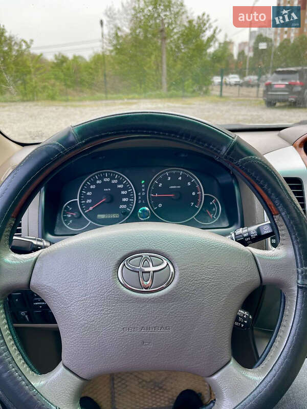 Позашляховик / Кросовер Toyota Land Cruiser Prado 2006 в Києві