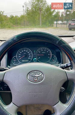 Позашляховик / Кросовер Toyota Land Cruiser Prado 2006 в 