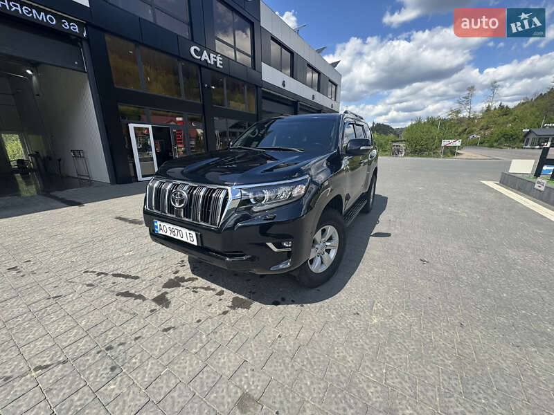 Внедорожник / Кроссовер Toyota Land Cruiser Prado 2019 в Межгорье фото 2 Внедорожник / Кроссовер Toyota Land Cruiser Prado 2019 в Межгорье
