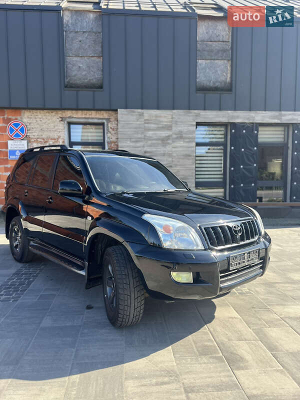 Позашляховик / Кросовер Toyota Land Cruiser Prado 2007 в Львові